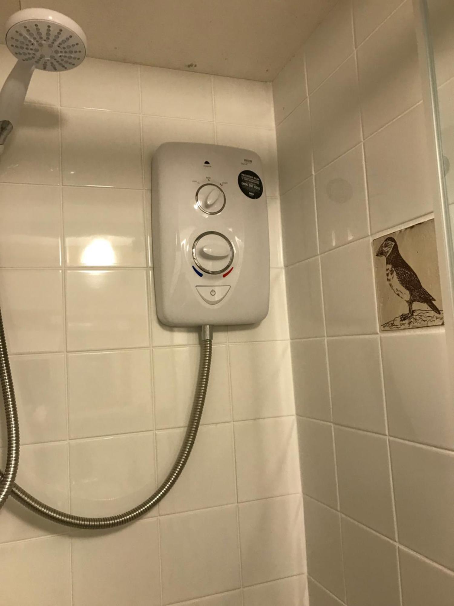 Tiny Cosy Snug Apartman Manorowen Kültér fotó
