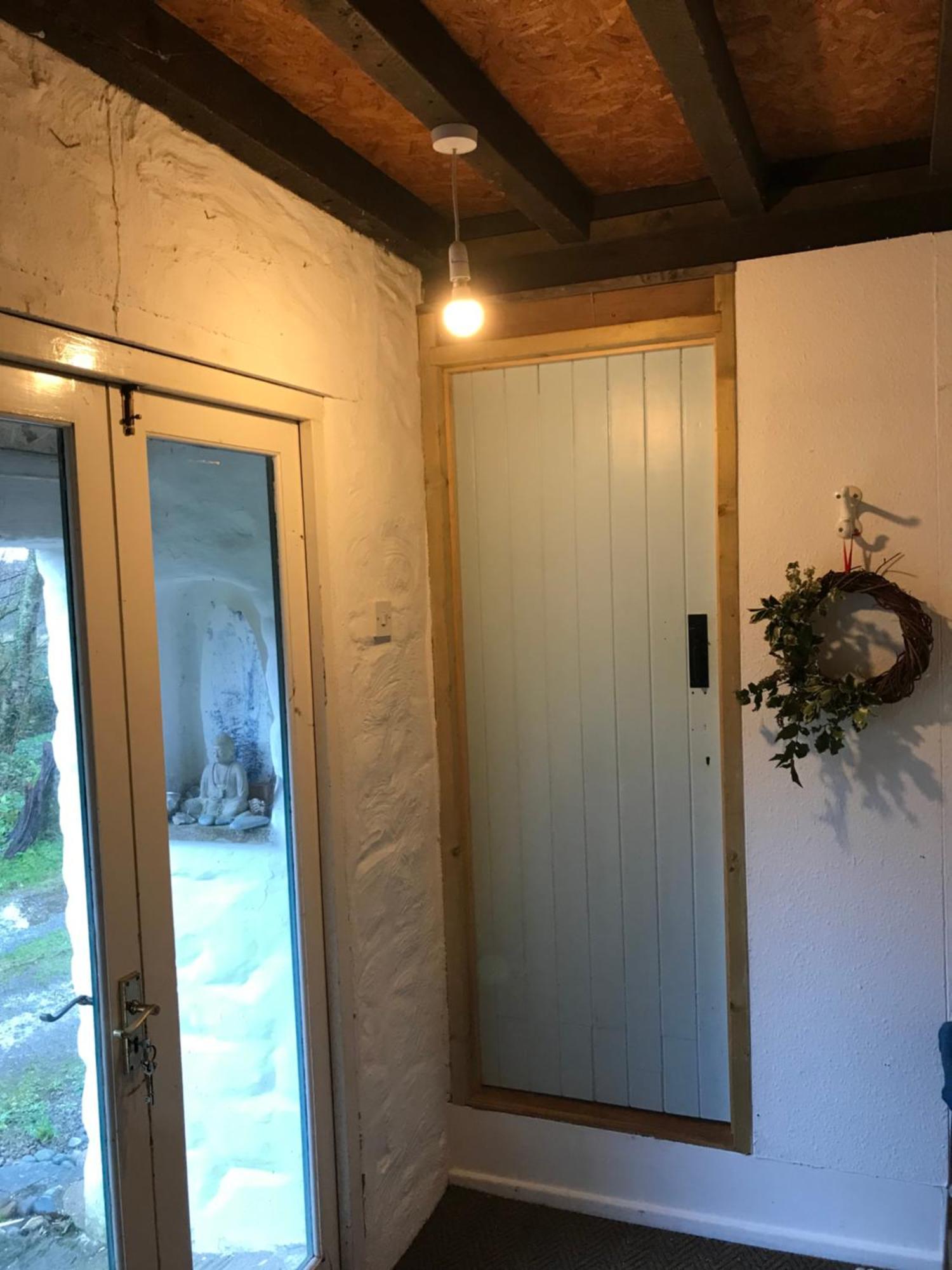 Tiny Cosy Snug Apartman Manorowen Kültér fotó